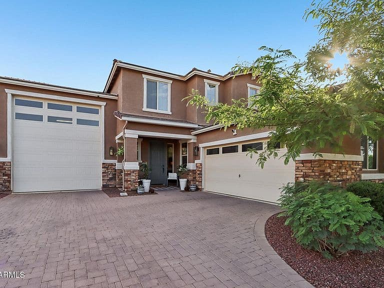 17365 W HEDGEHOG Place photo 5