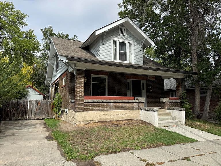 608 N Davis St photo 1