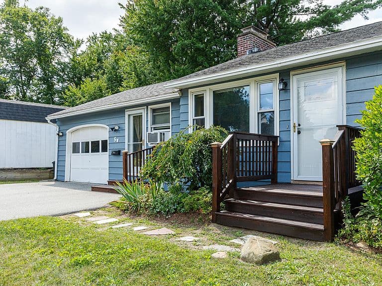 5 West Diane Drive photo 3