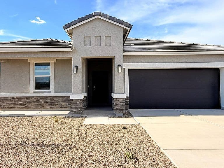 18794 E ELSA Drive photo 1