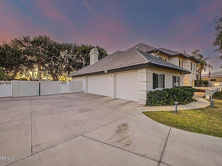 4402 E INDIGO BAY Drive photo 3