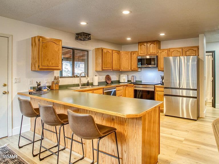 5963 Anvil Cir photo 4
