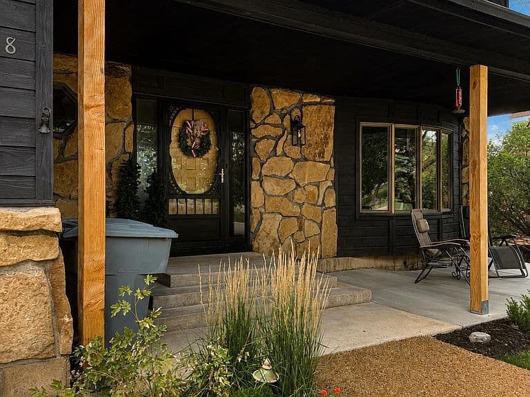 138 Apache Dr photo 2