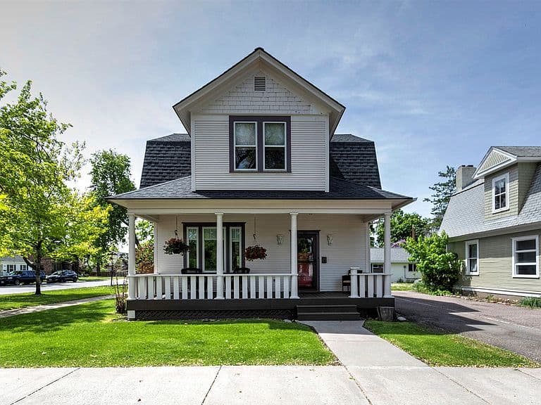 327 Tremont St photo 2