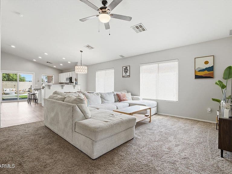 3336 E JOSEPH Way photo 5