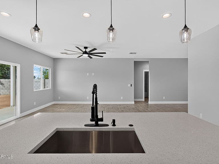 5443 E SANTA RITA Drive photo 4