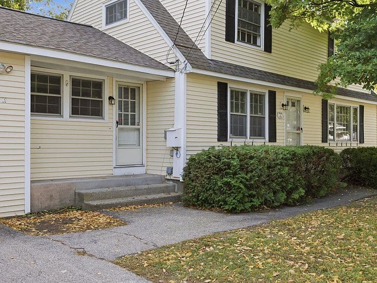 3 Alice Drive photo 5