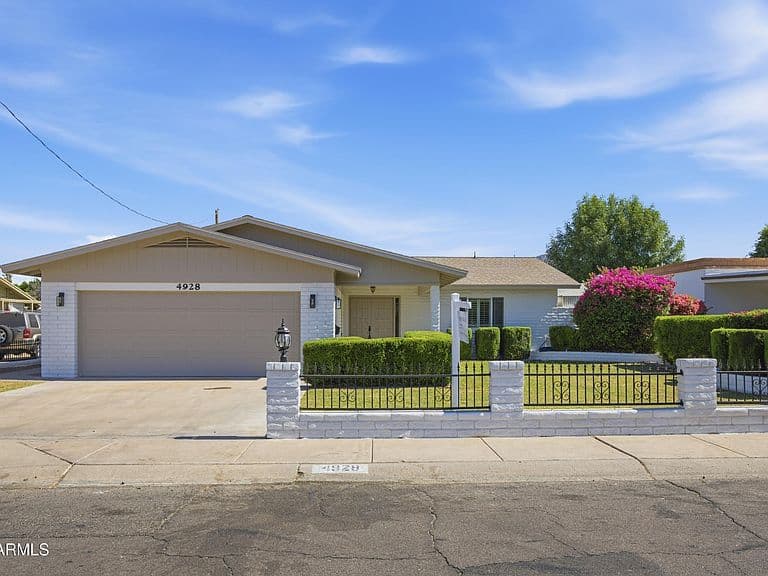 4928 E VIRGINIA Avenue photo 4