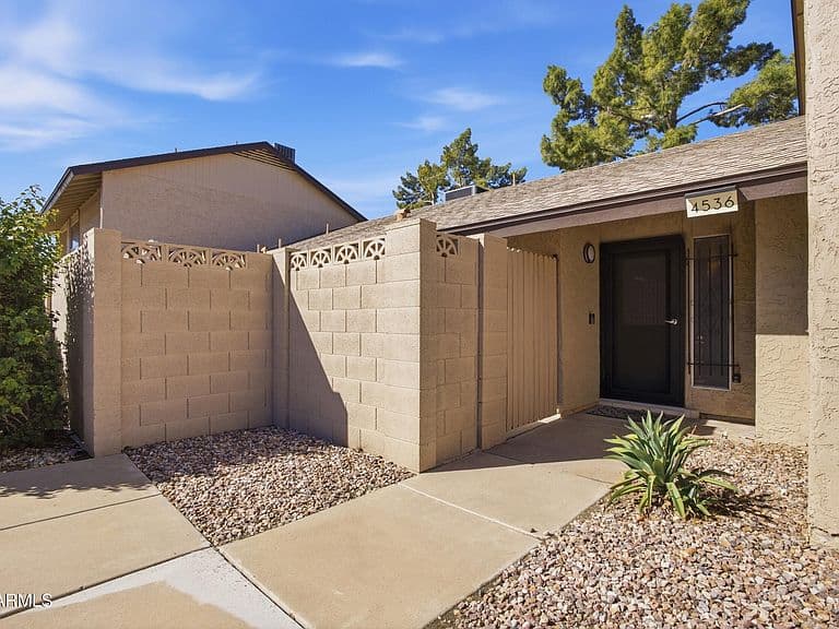 4536 W Continental Drive photo 1