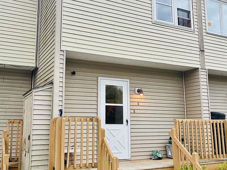 4 Huntington Place photo 2