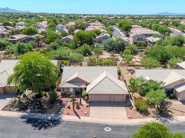 4231 E MONTGOMERY Road photo 4