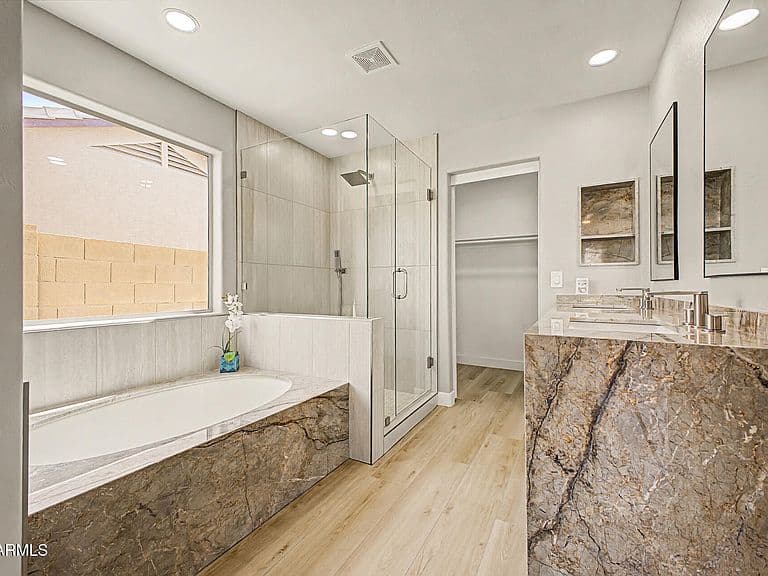 13274 W MARKET Street photo 2