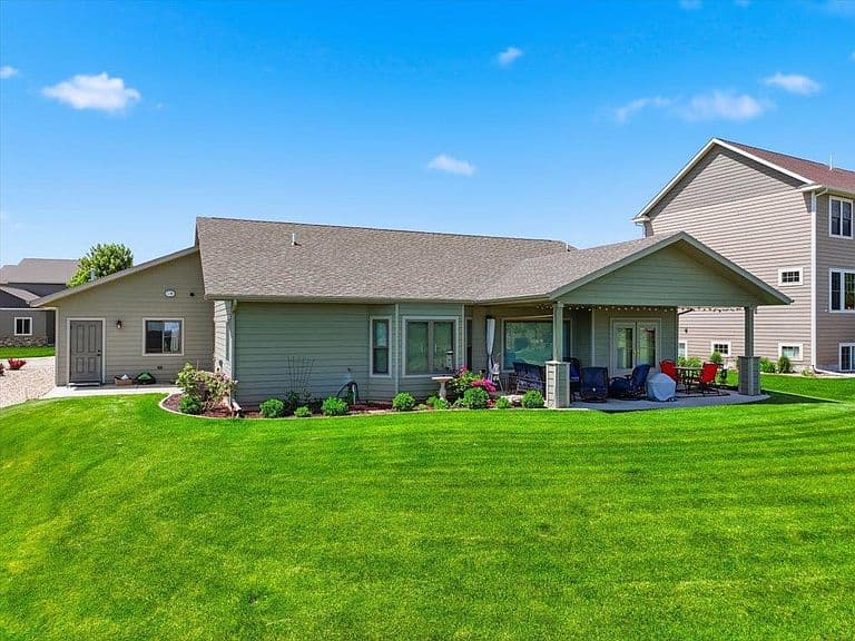 8040 Brooks Loop photo 4