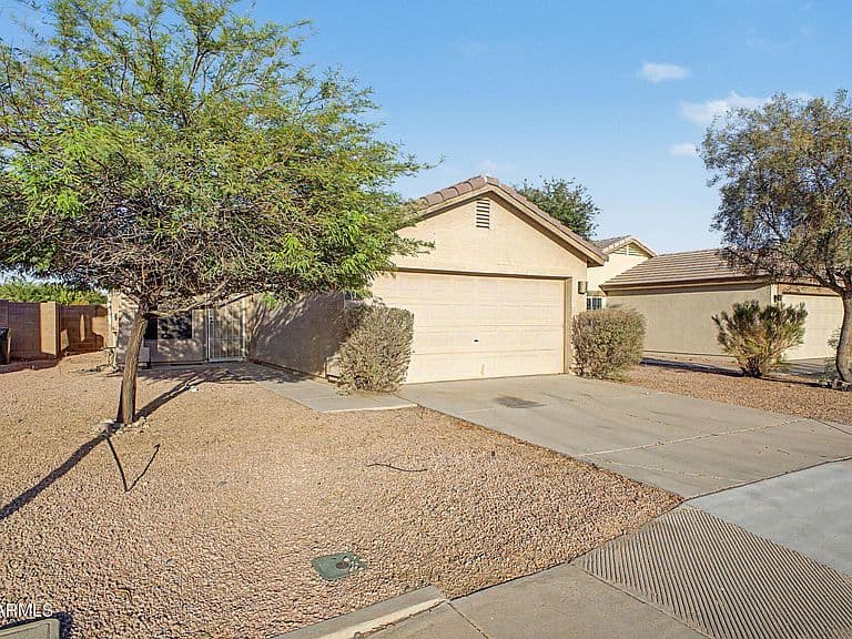12417 N EL FRIO Street photo 1