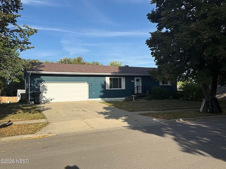 407 Herzog Dr photo 1