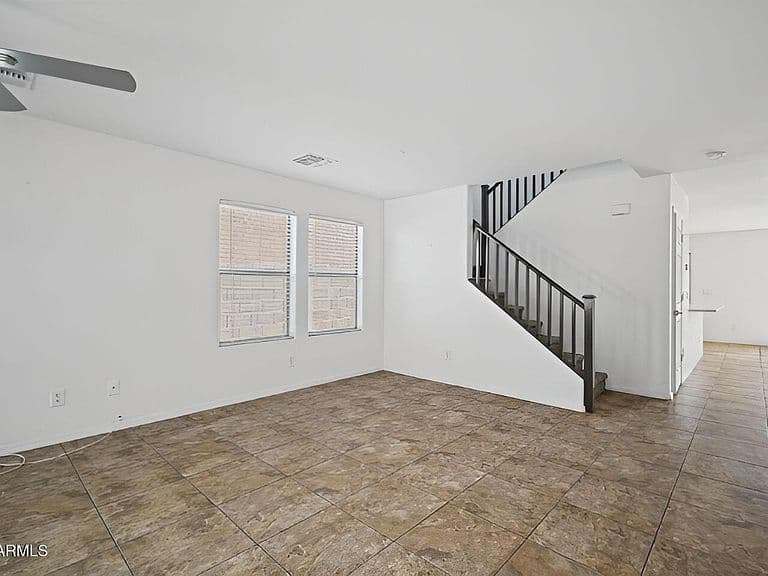 25681 W NANCY Lane photo 5