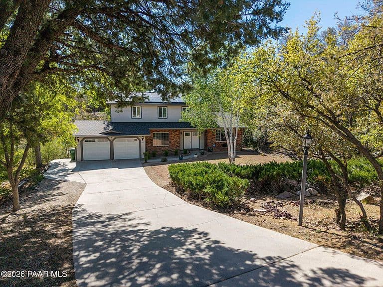 607 Mockingbird Ct photo 3