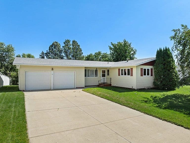 13 Vista Dr photo 1