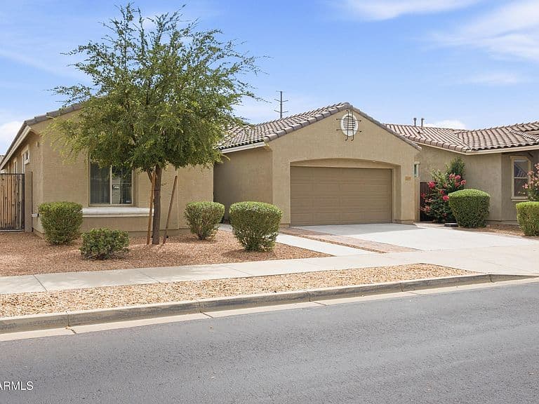 22459 E STONECREST Drive photo 2