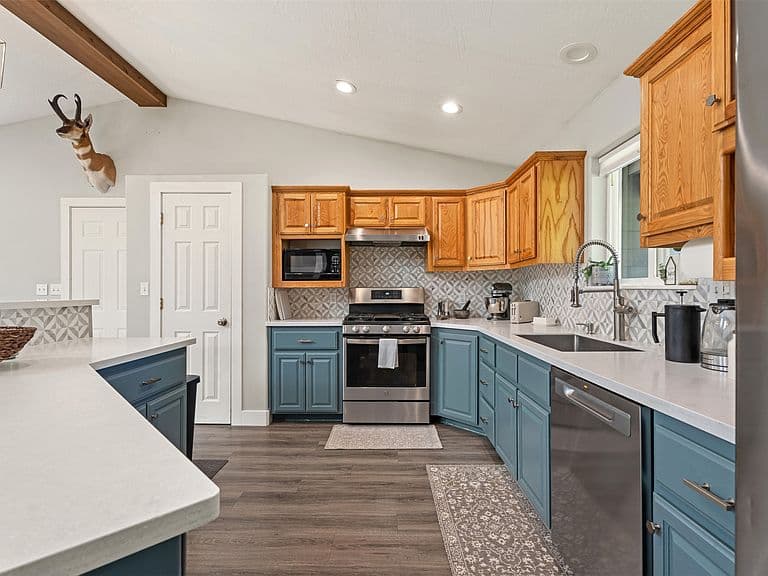 21119 Handley Loop photo 4