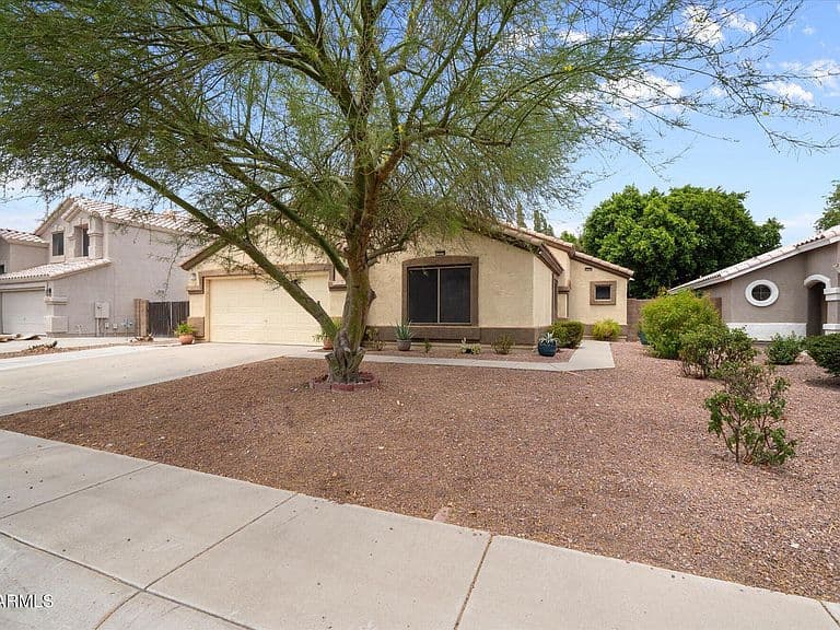 8830 W SALTER Drive photo 2