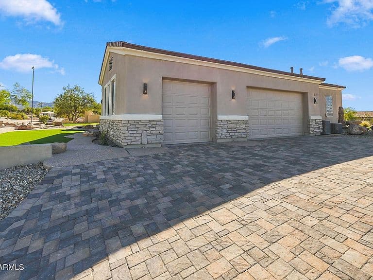 7829 E PLYMOUTH Drive photo 4