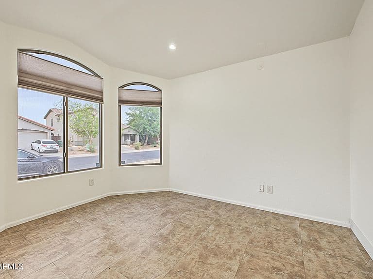 43878 W WADE Drive photo 5