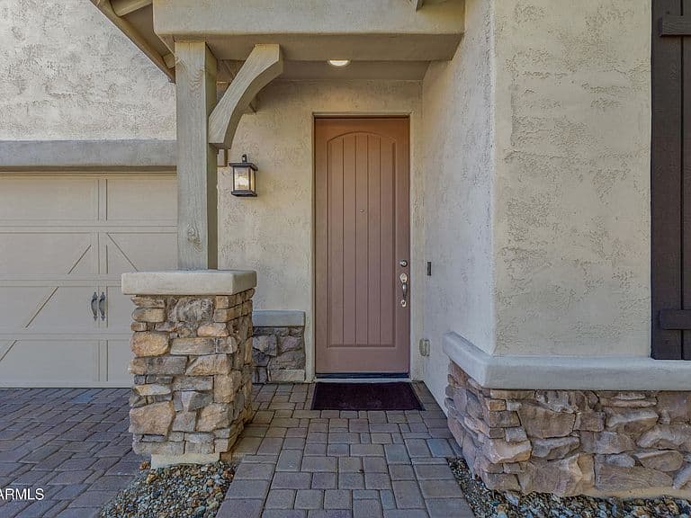 2917 W LAREDO Lane photo 5