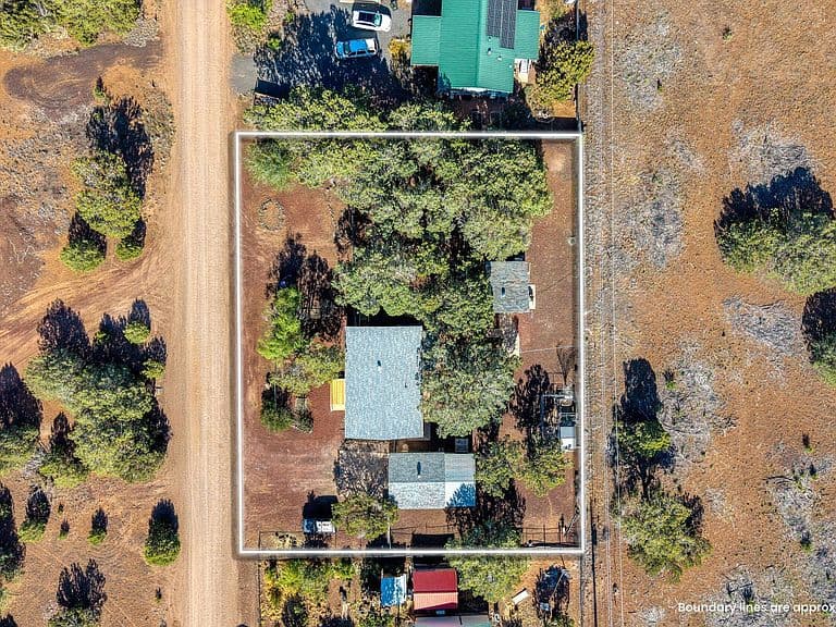 8321 Ridge Dr photo 3
