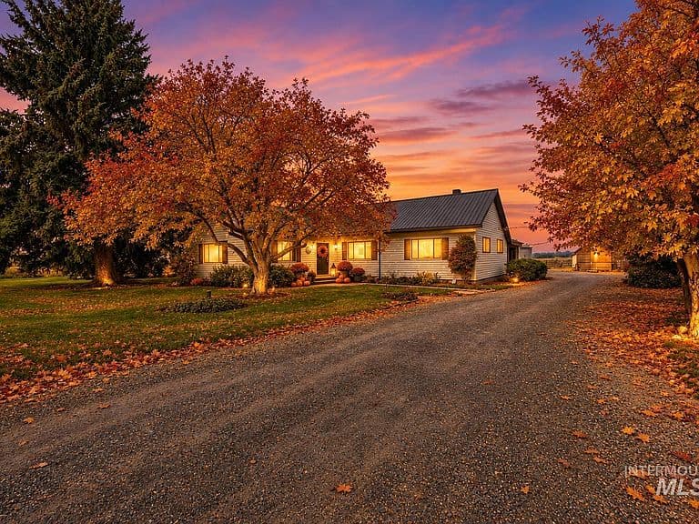 3395 N 3400 E photo 1
