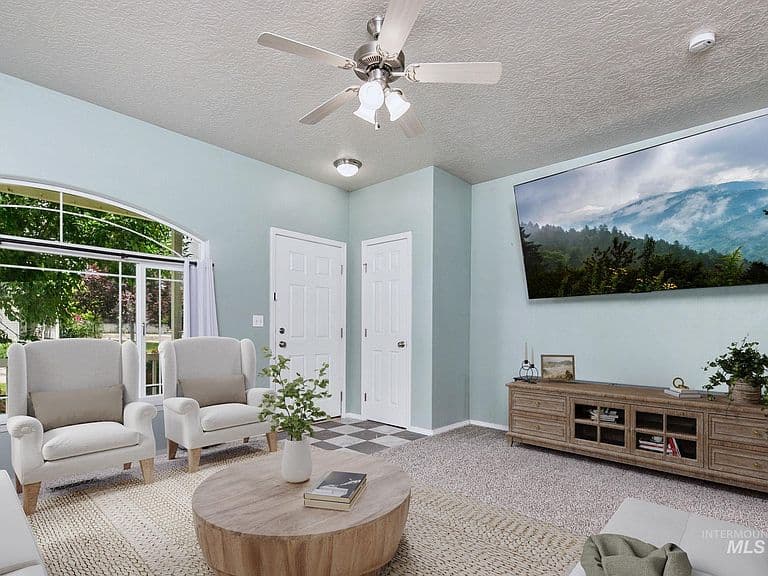 2158 W Swallowtail Pl photo 3