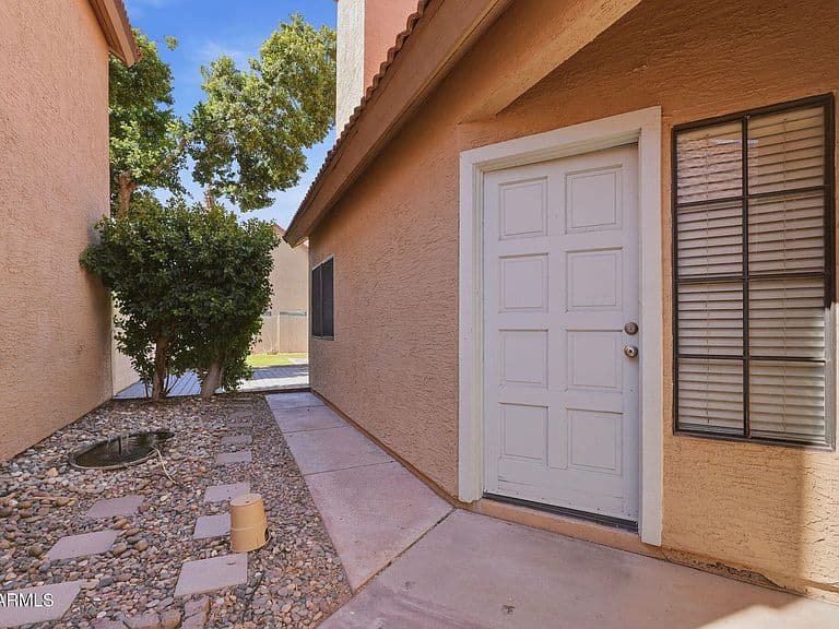 4687 W IVANHOE Street photo 4