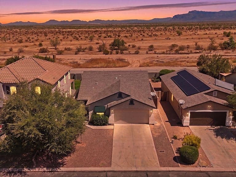 4738 E MEADOW LARK Way photo 2