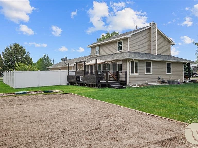1365 Timothy Pl photo 3