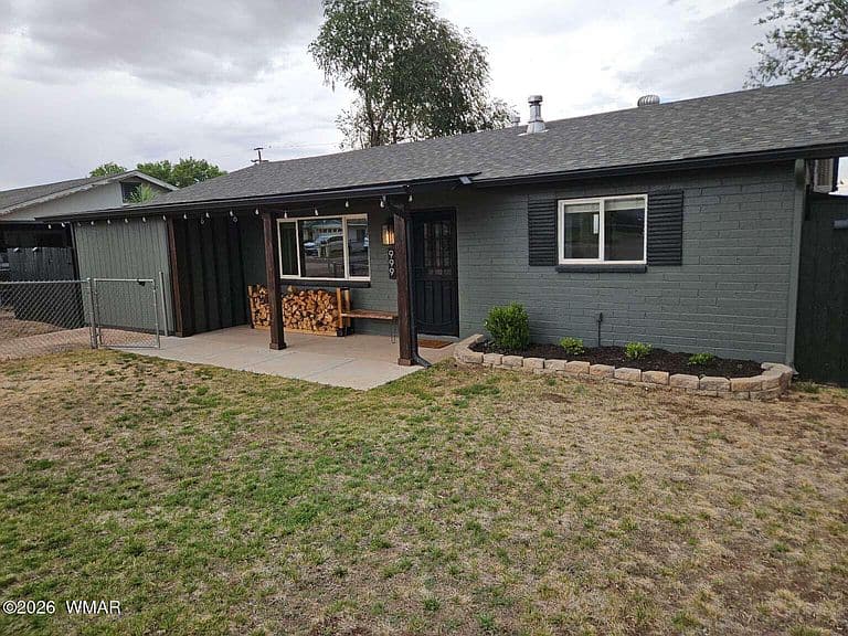 999 S Highland Dr photo 1