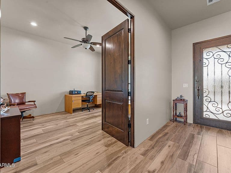 22050 W El Grande Trail photo 3