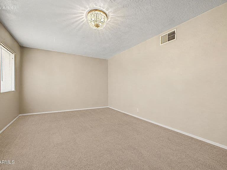 453 E CRESCENT Avenue photo 3