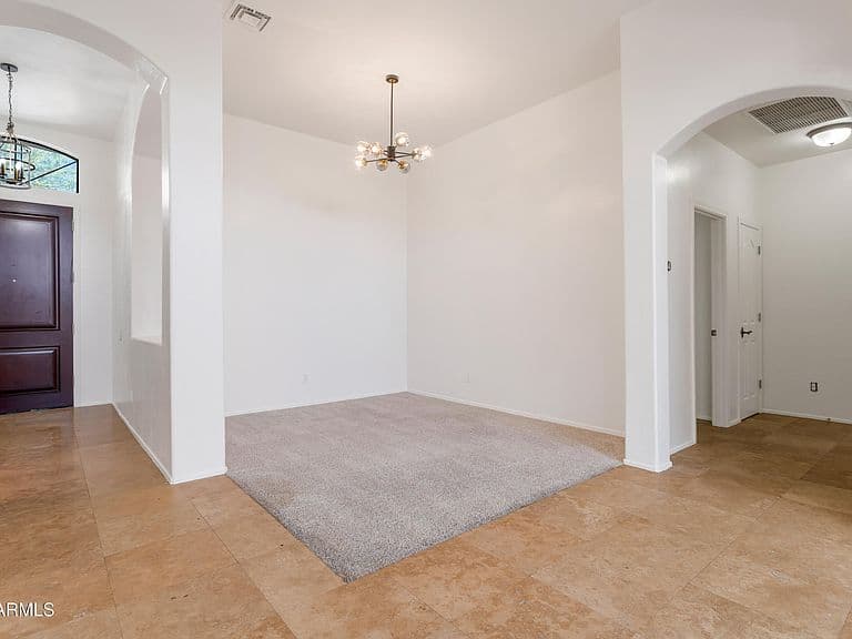 8809 S 10TH Drive photo 2