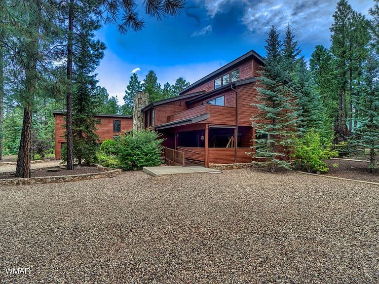 2772 Elk Rd photo 2
