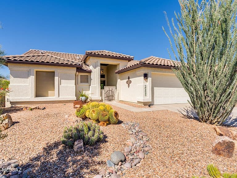 2283 E Desert Squirrel Ct photo 2