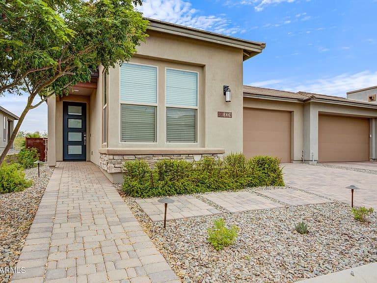 18324 E SPRING VALLEY Court photo 3