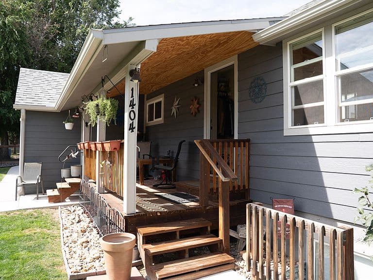 1404 Bowman Ave photo 5