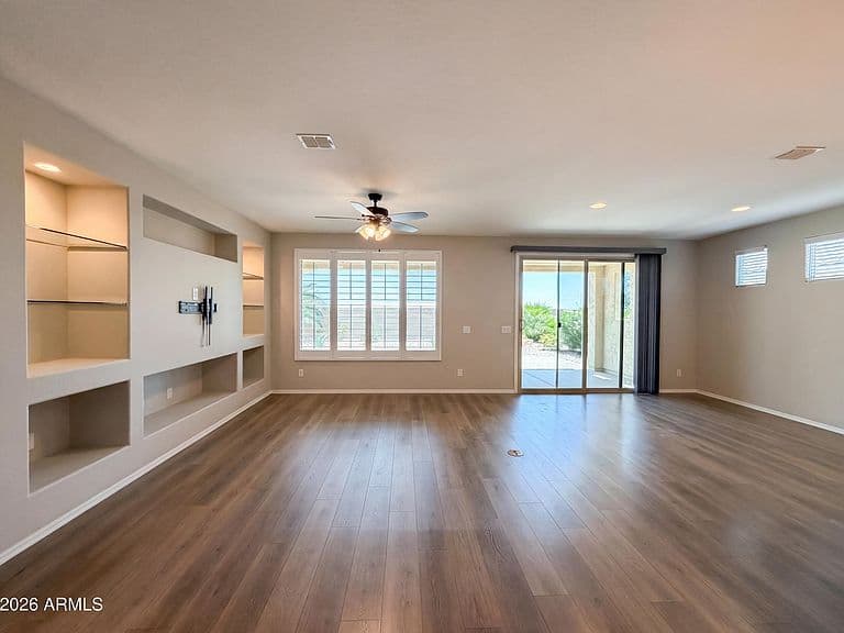 4387 N PRESIDIO Drive photo 3