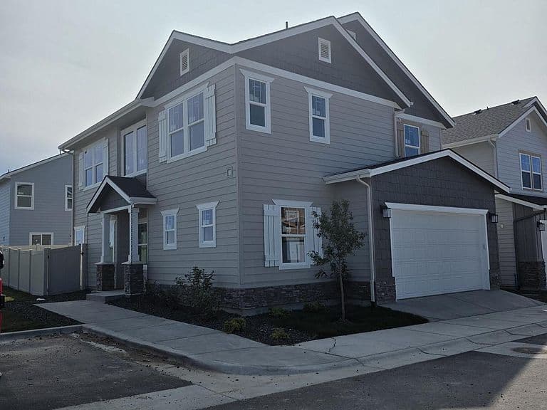 9488 S Stonefly Ave photo 1