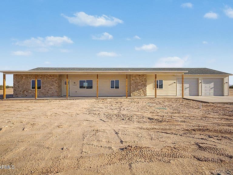 9889 W Lazy Acres Drive photo 2