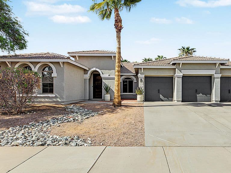 15250 W PIERSON Street photo 1