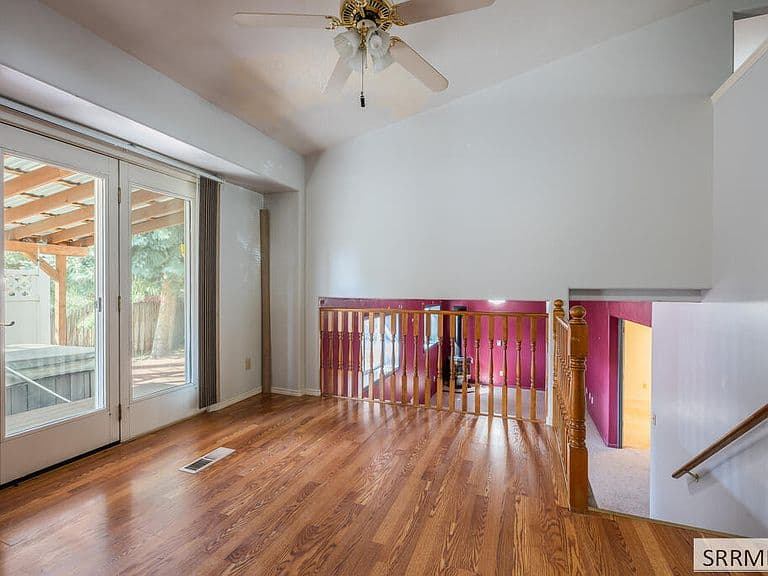 820 S Adam Ln photo 5