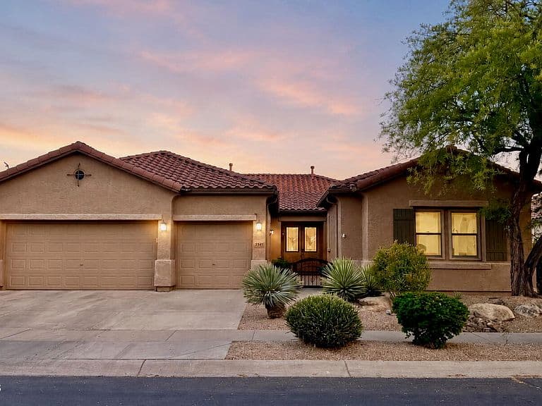 2341 W BRAMBLE BERRY Lane photo 3