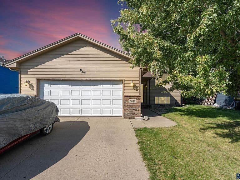 5632 W Mandy Ct photo 1