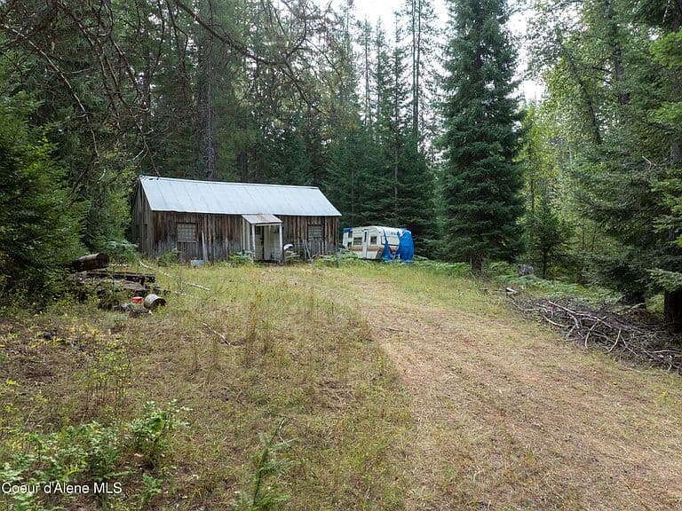 2225 Mud Gulch Rd photo 4